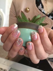 -小红楼美甲美容中心