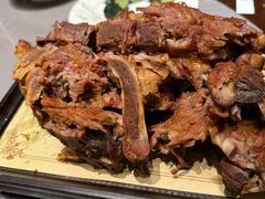 都统府熏排骨-东口码头·烧鸽子·鱼头泡饼·地方菜(金鹰悦城店)