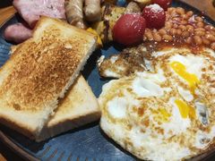 -JINNS锦时 steak&pizza(浸信会礼拜堂旧址店)