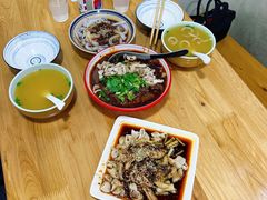 -朱大嘴肥肠血旺(福字街店)