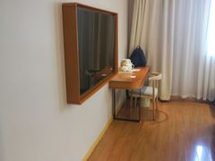 -全季酒店(上海火车站地铁站天目西路店)