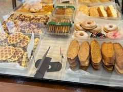 -光明牛奶棚(南泉店)