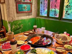 -周小明火锅(黑金冠社区店)