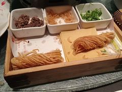 -凤凰园烤鸭店·唐山菜·传承花椒肉(老唐丰路店)