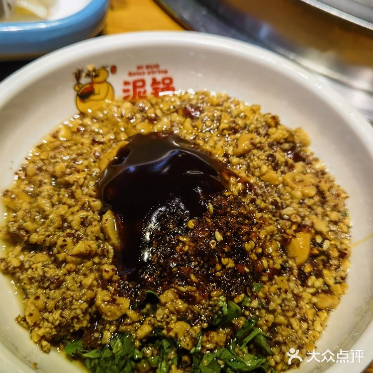 哈尔滨：宝藏泥锅涮串 下次还来