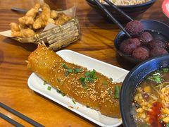 -爆炸头阿姨小四川正宗川味小吃(无任何分店)