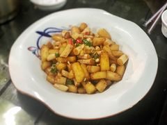 -二厨·吊桥小院·脆皮烧鸡公·本地农家菜(沿江西路店)