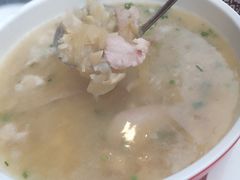 -洪霞餐馆·川菜·鲜货现炒(两江春城店)