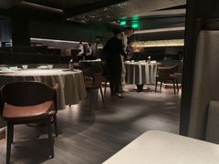 -左庭右院鲜牛肉火锅黑金店(陆家嘴中心店)