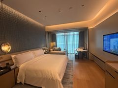 -深圳国际会展中心希尔顿酒店(前海华发冰雪世界店)