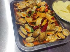 -马路牙子烧烤音乐酒馆(望京店)