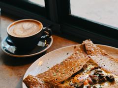 鸡蛋蘑菇熏肉荞麦可丽饼-RAC BAR(安福路店)