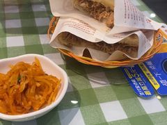 -郑家山村凉皮 肉夹馍 油泼面