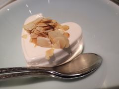 Tuna&nbsp;Maki杏仁布丁-Tuna maki寿司(园区永旺店)