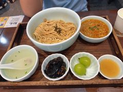 -蟹上黄·蟹黄面·江南糖水(人民广场店)