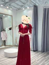 -Lady  Jane高端婚纱礼服馆