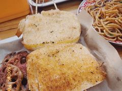 -堤角朱爹爹烧烤·武汉猪肉串(光谷金融港店)