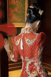-曼青婚纱礼服馆