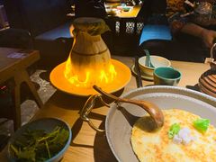 火烧瓦罐牛腩-吃饭皇帝大土家民族菜(正大广场店)