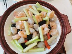 -香山湖家家宴(中山陵店)