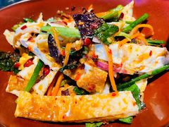 -Ameigo梅果·云贵川bistro(长宁来福士店)