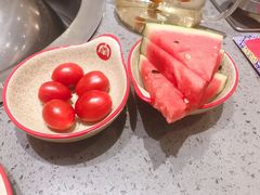自助水果-羊来顺冰煮鲜羊铁锅烀羊肉(八卦岭店)