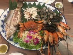 -The Dishes Seafood & Restaurant
