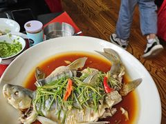 -南渝食府.墨脱石锅松茸鸡