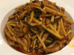 鱼香肉丝-新川办餐厅