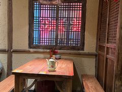 -泥糊破店小酒馆·团建聚餐(南京西路店)