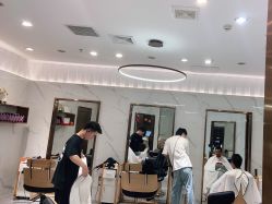 -FIND·M salon