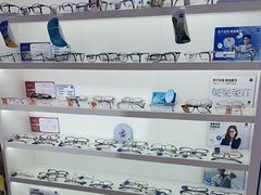 -诺柯视眼镜-蔡司依视路官方工厂店(淞南一店)