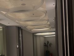 -浅深(世茂滨江精品店)