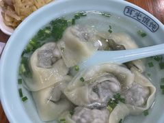 特色荠菜肉馄饨-潘国仙耳光馄饨(黄家阙路店)