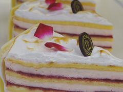 玫瑰草莓千层蛋糕-PAUL LAFAYET 法式甜品(港汇广场店)