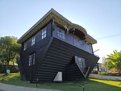 -金山农民画村-枫泾波兰倒置屋