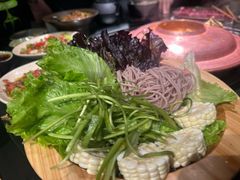 -菌自由丨野生菌火锅特色庭院餐厅(丽江古城店)