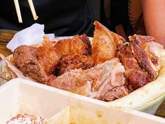 -艾力江和田馕坑烤肉店