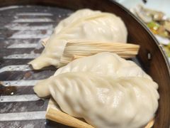 -方国老头包子·39年威海本地老字号•小船海鲜疙瘩汤