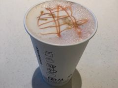 樱花初绽玛奇朵-星巴克臻选(郑州中原万达店)