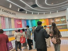 -m豆巧克力世界(上海世茂广场店)