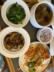 -臻康乃馨月子中心(集美店)