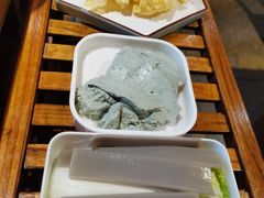 -快活林酸汤鱼鲜品火锅店(甲秀楼店)