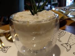 -ZING COFFEE 镜咖啡