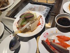 -芝小官毛肚火锅海鲜自助(苏州吴江区万宝店)