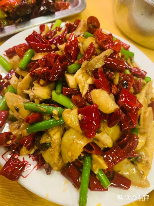 通乐簋街小龙虾(老店)麻辣板筋图片