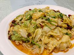 手撕包菜-黄家饺子东北特色菜馆(湖滨商业街店)