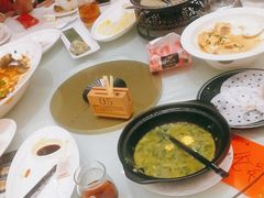 -东豪园林海鲜酒家(南港路辅路店)