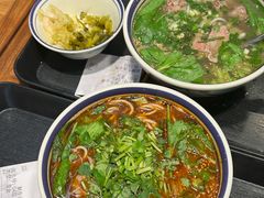 -云阿蛮云南生烫牛肉米线(奉贤路店)