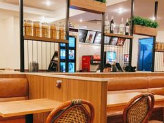 大堂-萨莉亚意式餐厅(国展天虹店)